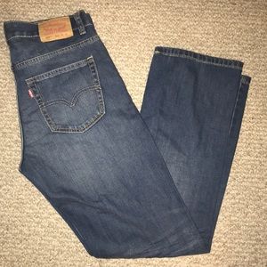 Dark wash Levi’s jeans